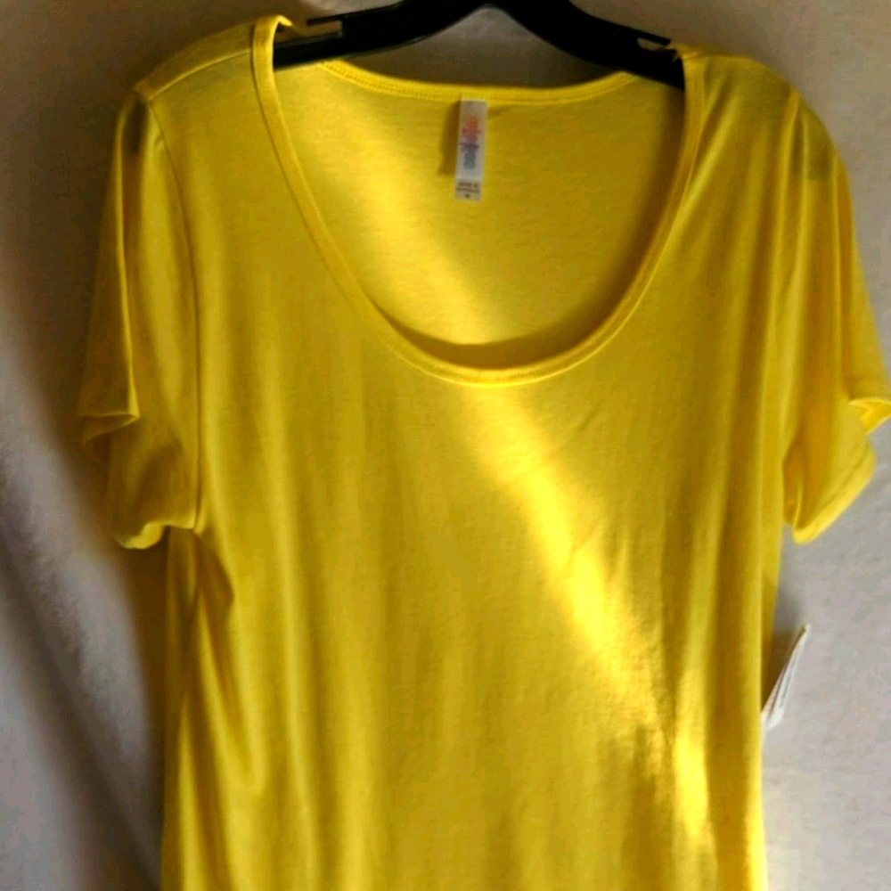 Lularoe Shirt